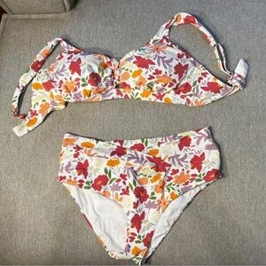 Birdsong floral bikini, 32I US (32G UK), Large bottoms